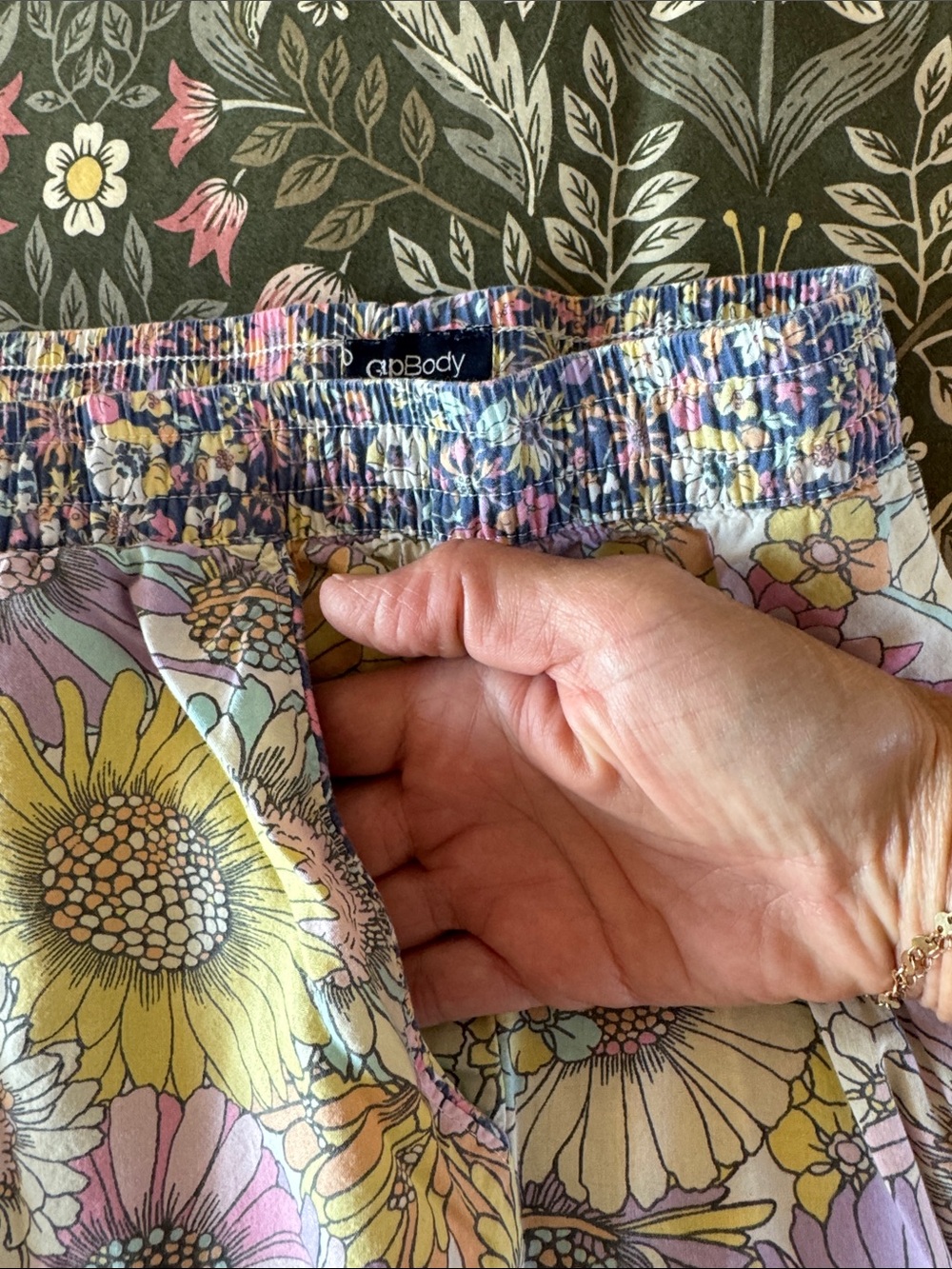 GAP Body Floral Two-Piece Pajama Set in soft cotton poplin - Picture 16 of 16
